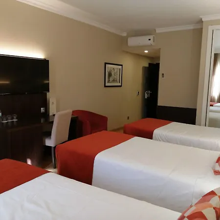 Ξενοδοχείο Monaco 4*