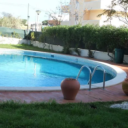 Monaco מלון פארו